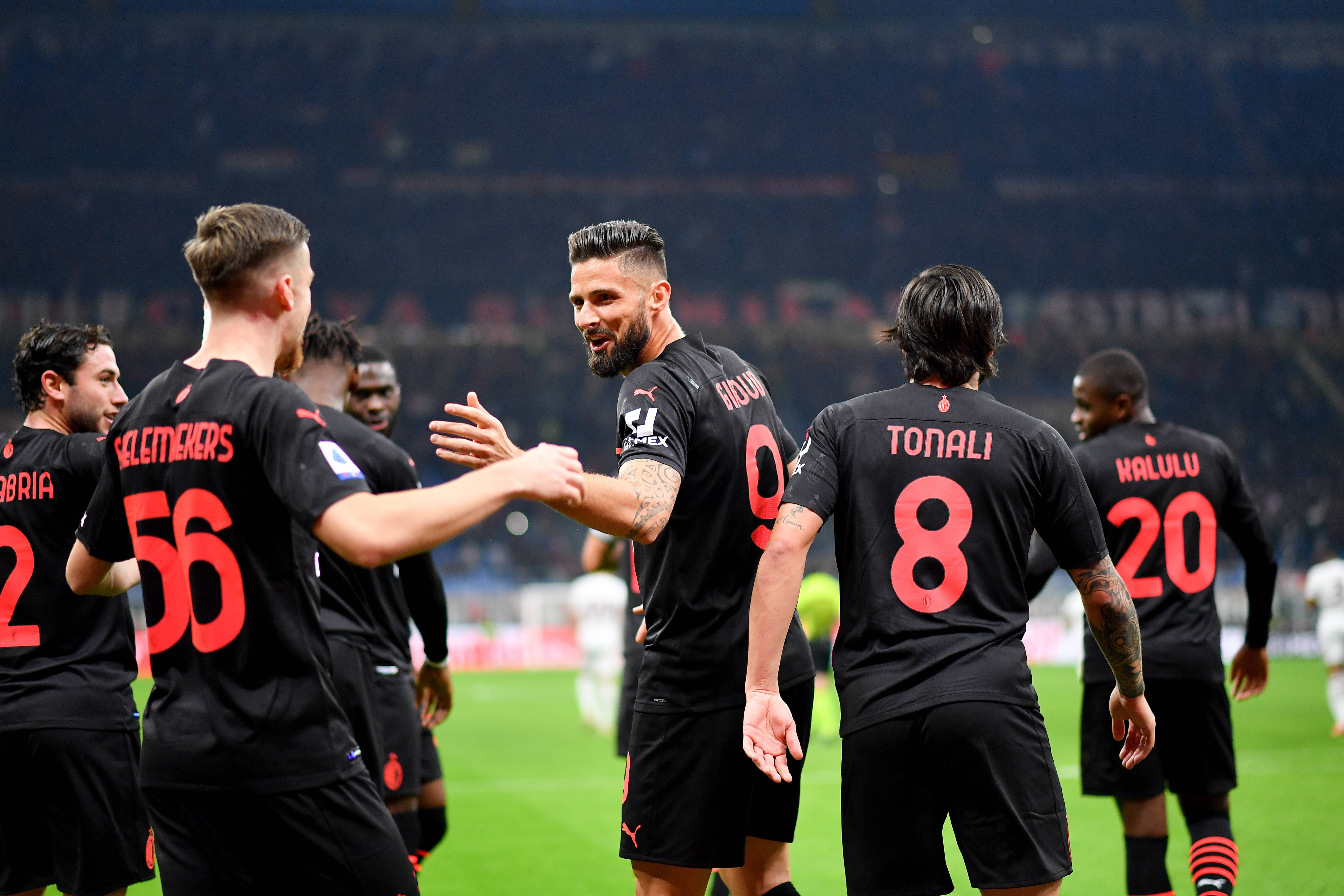 姆巴佩回归室内训练，芒特无意离开专注于保持健康做好季前备战（姆巴佩重返室内训练；芒特无意离队，专注健康备战季前）