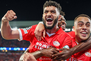 兰杜奇：上半场我们没拉开阵型宽度，踢得有点像一群小鸡（兰杜奇：上半场阵型宽度没撑开，踢得有些像一窝小鸡）