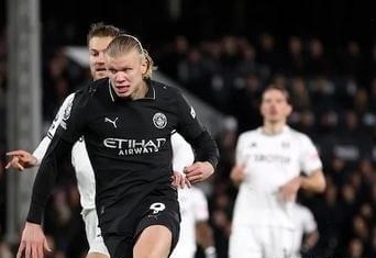 官方：巴萨女足中场邦马蒂荣获年度最佳女子球员（官方：巴萨女足中场邦马蒂当选年度最佳女足球员）