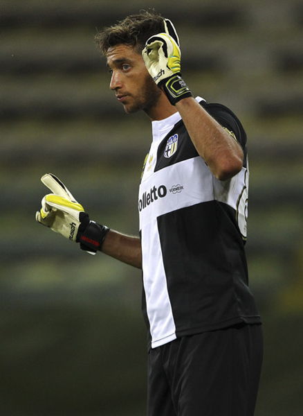 意甲第15轮裁判：多维里吹热那亚vs国米，马萨吹博洛尼亚vs尤文（意甲第15轮裁判安排：多维里执法热那亚对阵国米，马萨主哨博洛尼亚对阵尤文）