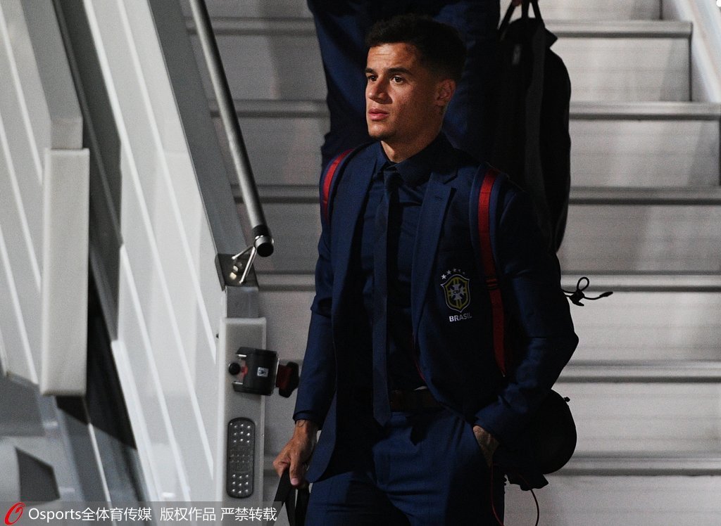 菲利克斯称本菲卡对自己不真诚，鲁伊-科斯塔：对此言论深表遗憾（菲利克斯指责本菲卡欠诚意，鲁伊-科斯塔回应：深感遗憾）