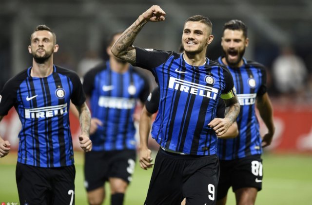 巴萨联赛大名单：什琴斯尼因肠胃炎未能入选，阿劳霍继续缺席（巴萨联赛名单出炉：什琴斯尼因肠胃炎落选，阿劳霍仍缺席）