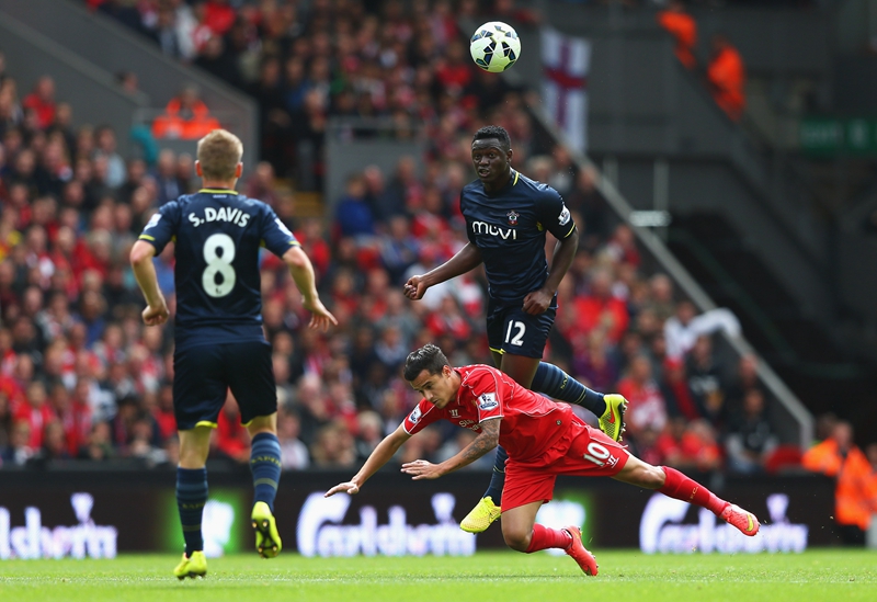 伯爵宫梦碎？切尔西站在球场抉择的十字路口（伯爵宫梦想搁浅？切尔西抵达球场取舍的分岔口）