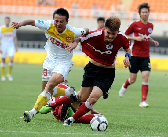 懂球帝12周年120大瞬间1／8决赛：重磅来袭，谁将通往八强？（懂球帝12周年120大瞬间1／8决赛开战：谁能挺进八强？）