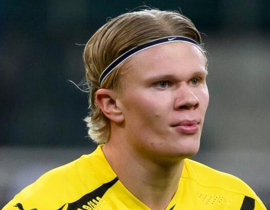 邓加：维尼修斯是足球层面的领袖，而非更衣室领袖（邓加：维尼修斯是场上领袖，并非更衣室核心）